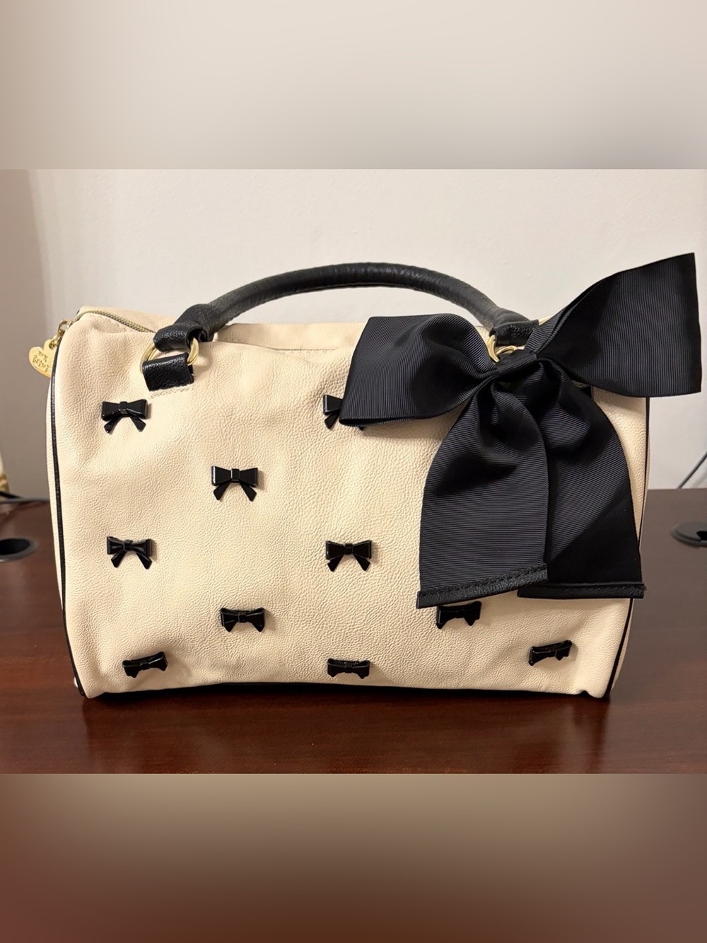 Betsey Johnson Ivory Satchel Bag All Over Bows Black Bow Accent